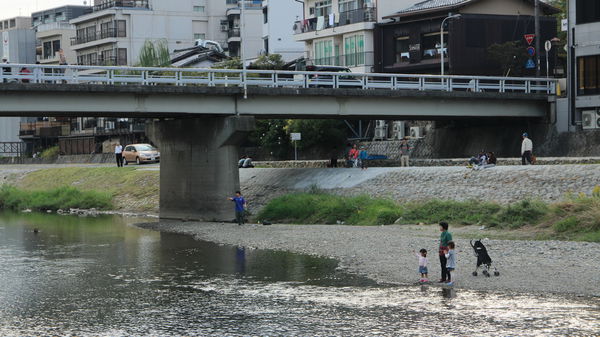 1470583088-3269636634_n 除了寺廟以外，來京都在鴨川發呆才是正經事